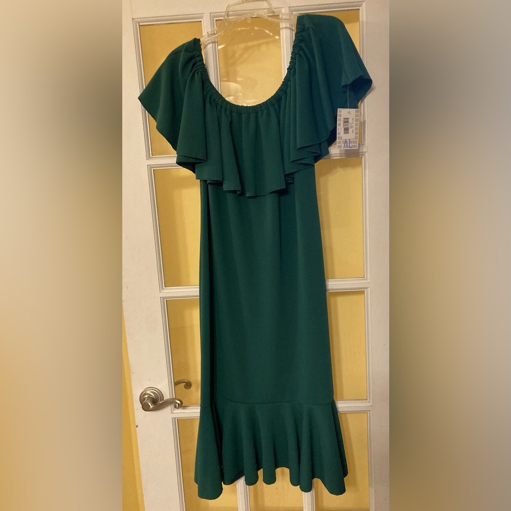 Green XL Garment